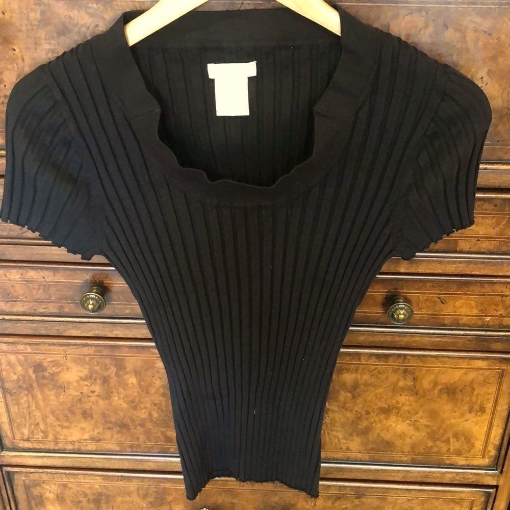 Worthington woman’s black ribbed short sleeve shirt - Picture 2 of 6